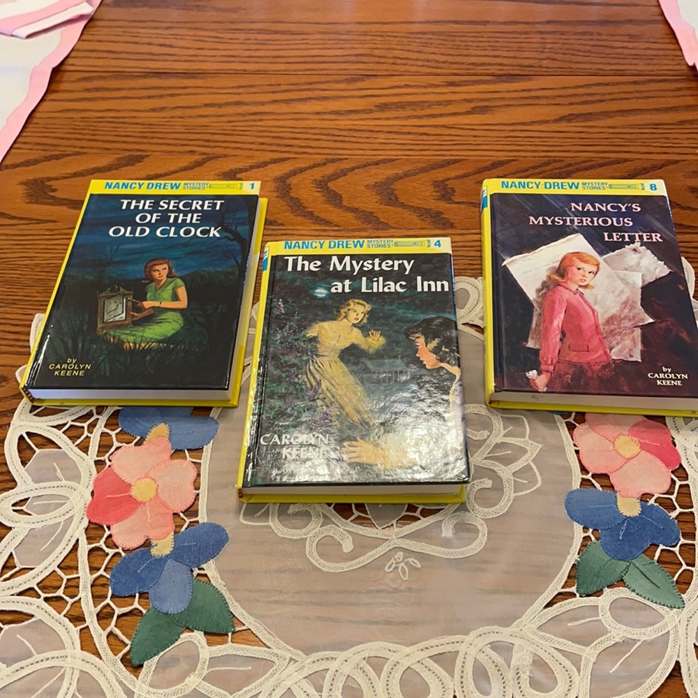 Nancy Drew mystery books